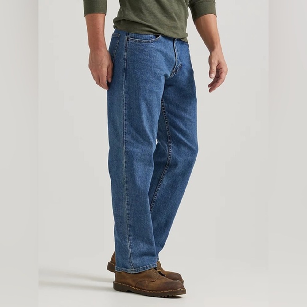 Wrangler Authentics men’s jeans size 44 x 32